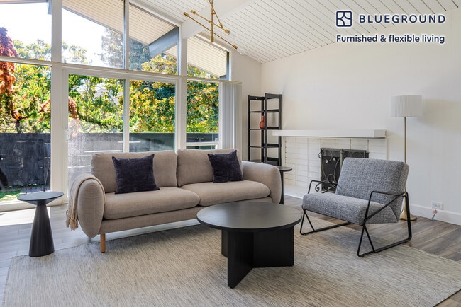 Photo - 801 Middlefield Rd Unit SI FL2-ID1915