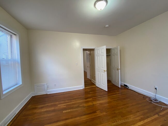 Photo - 3495 John F Kennedy Blvd