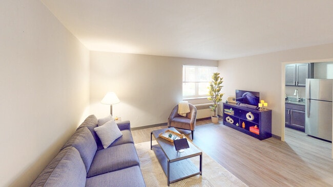 Building Photo - Lebanon Vue