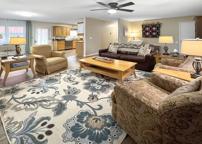 Photo - 148 Rice Rd Unit ID1337814P