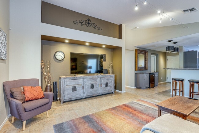 Photo - 16202 W Banff Ln Unit SI ID1631298P