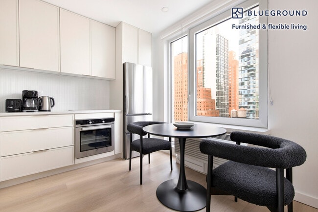 Photo - 150 Lawrence St Unit SI FL16-ID2213