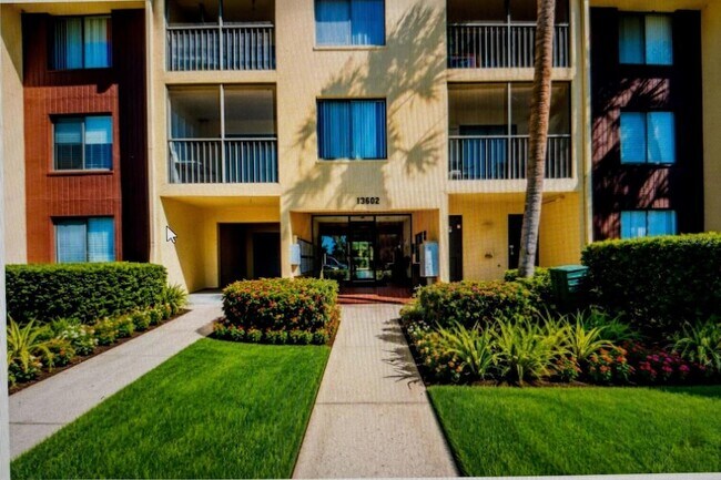 Building Photo - 13602 S Village Dr Unit 1106