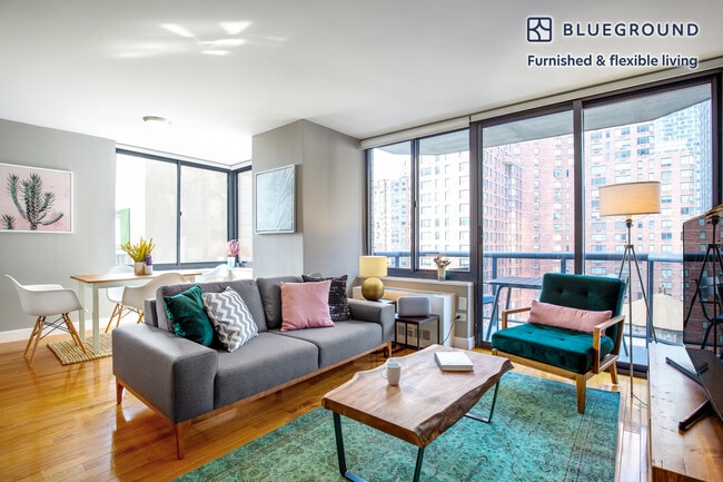 Building Photo - 235 W 48th St Unit SI FL17-ID141