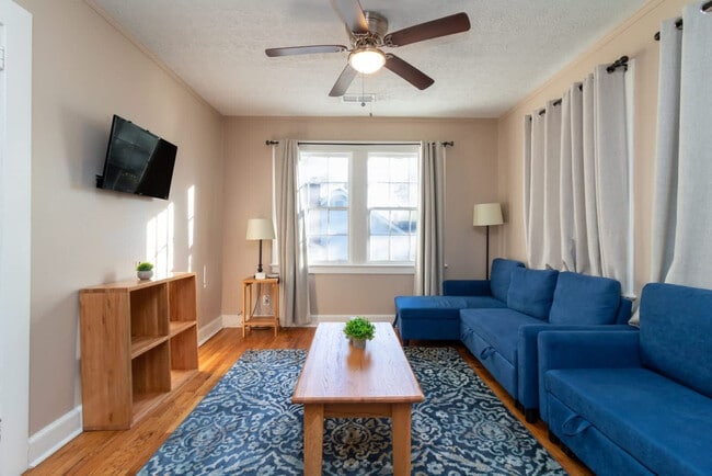 Building Photo - 2217 13th St Unit SI ID1043597P