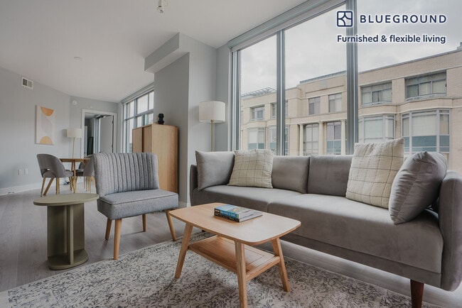 Building Photo - 4850 Rugby Ave Unit SI FL12-ID1066