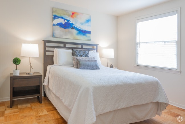 Photo - Ruxton Landing