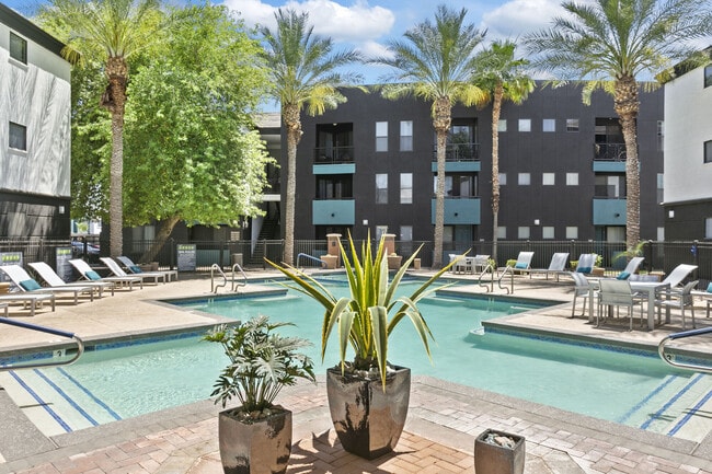 Building Photo - The Urban