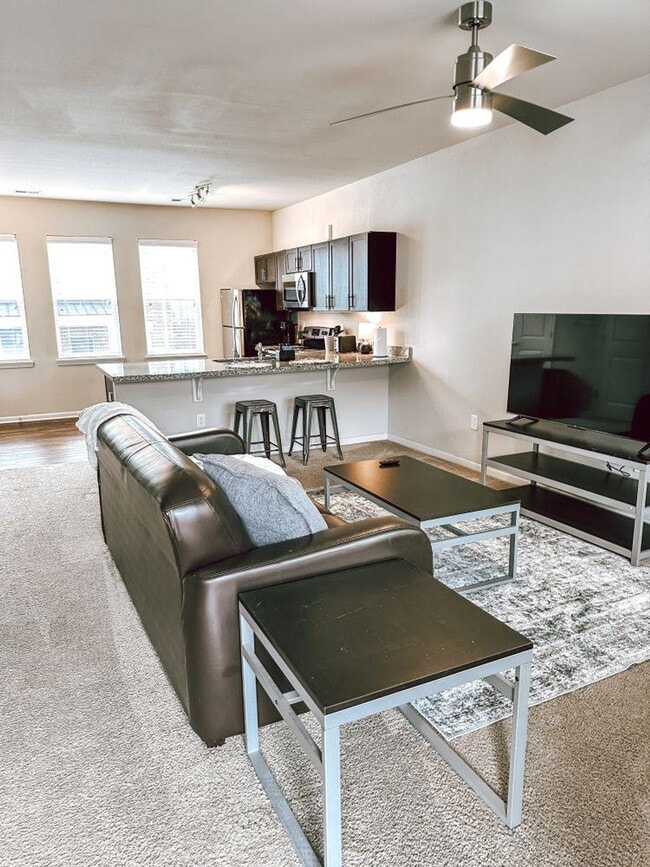 Photo - 525 S Patterson Dr Unit ID1383116P