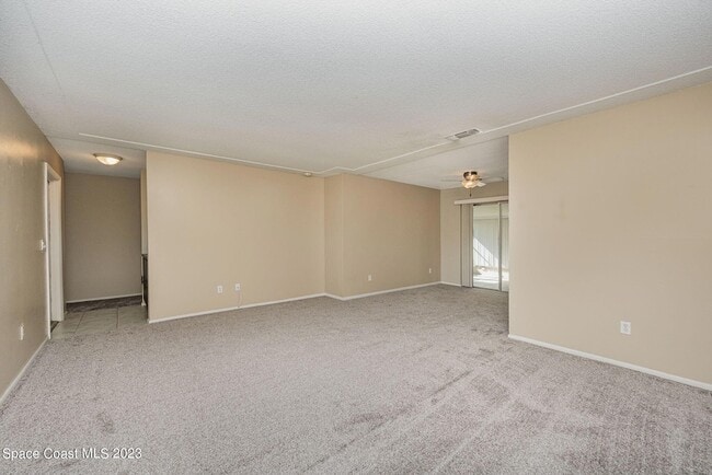 Photo - 608 Sacre Coeur Dr