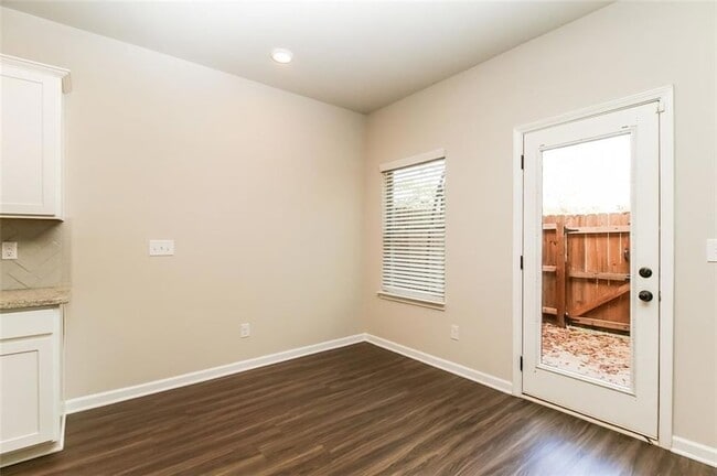 Photo - 195 Skipjack Ct