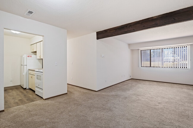 Photo - Burtons Landing Apartments