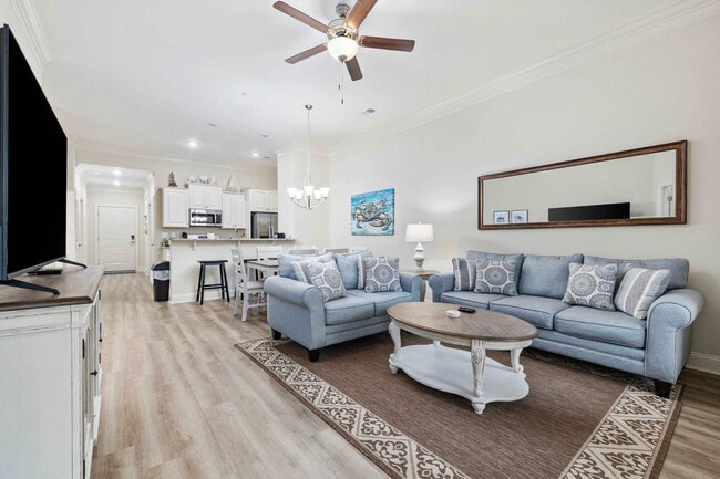 Building Photo - 587A Sunnyside Ave Unit ID1308943P