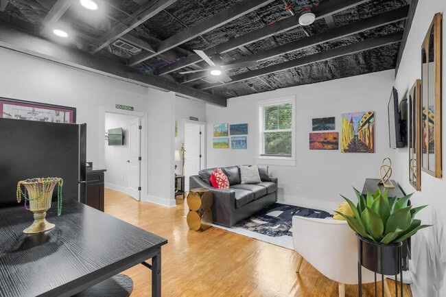 Building Photo - 156 Camellia St Unit ID1266986P