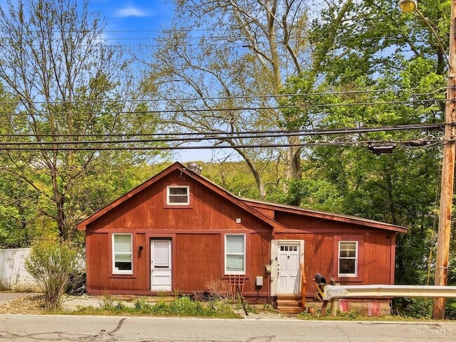 Building Photo - 5067 E Miami River Rd