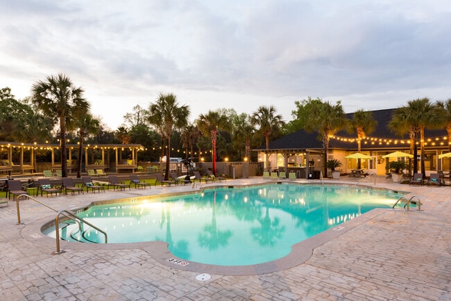 Photo - Riverland Woods