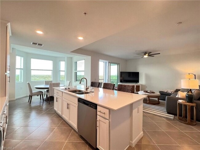 Photo - 14121 Heritage Landing Blvd