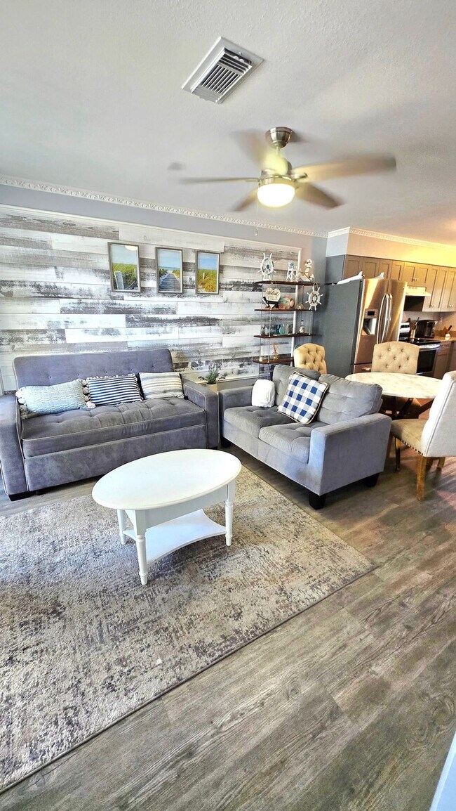 Photo - 924 W Beach Blvd Unit ID1364784P