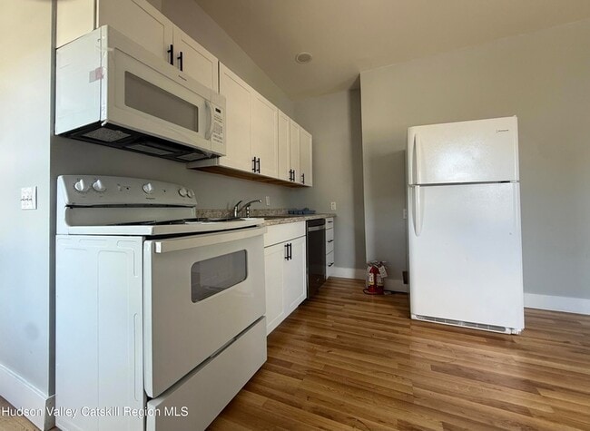 Photo - 14 Livingston St Unit 2