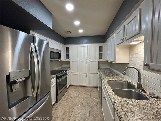 Photo - 1450 N Ulmer St