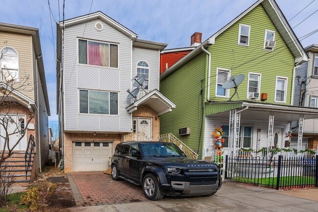 Photo - 53 S Second St