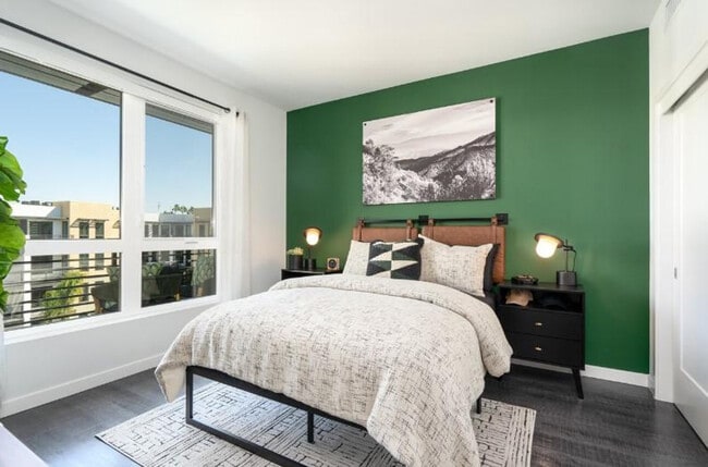 Photo - 4300 Collins Ct Unit ID1280651P