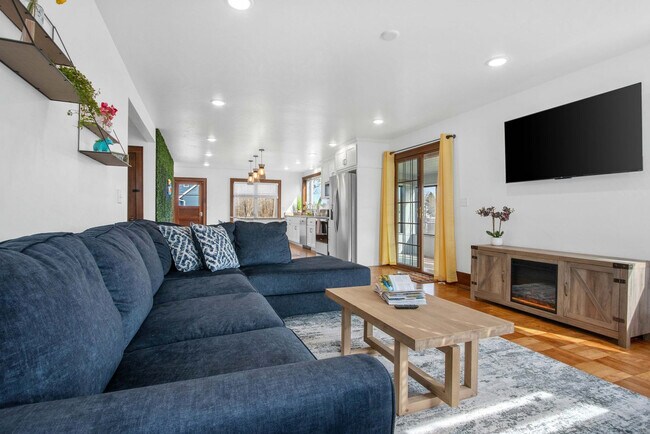 Photo - 100 Turner Ave Unit SI FL2-ID1531280P