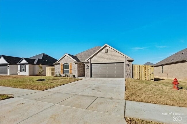 Photo - 293 W Tyler Rd