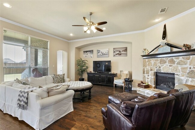 Photo - 861 Waterview Dr