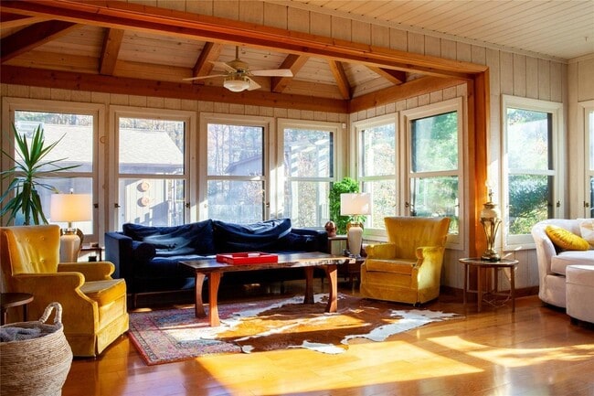 Photo - 285 Sopak Rd