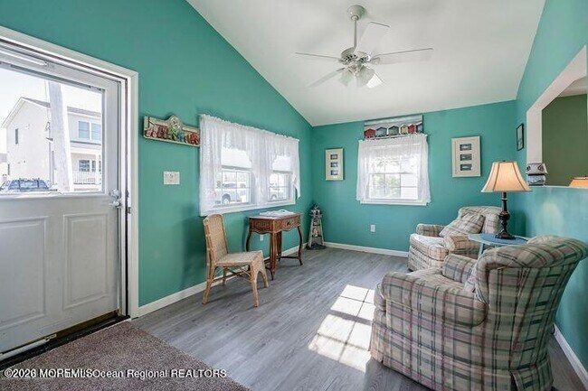 Photo - 268 Fremont Ave