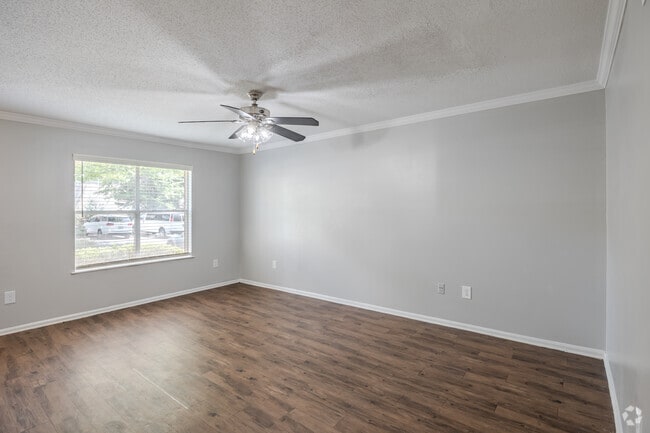 3BR, 2.5BA - 1202SF - Living Room - Pointe South Townhomes