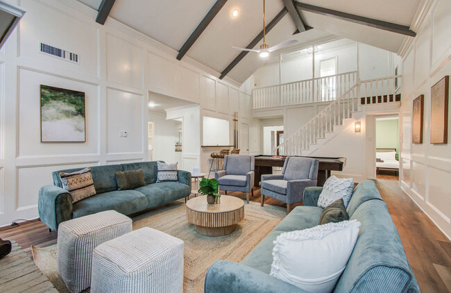 Photo - 5135 Westerham Pl Unit ID1262307P