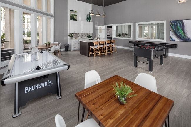 Photo - Eddison at Deerwood Park