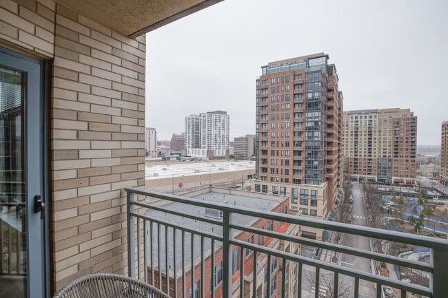 Photo - 550 14th St S Unit FL10-ID1022414P