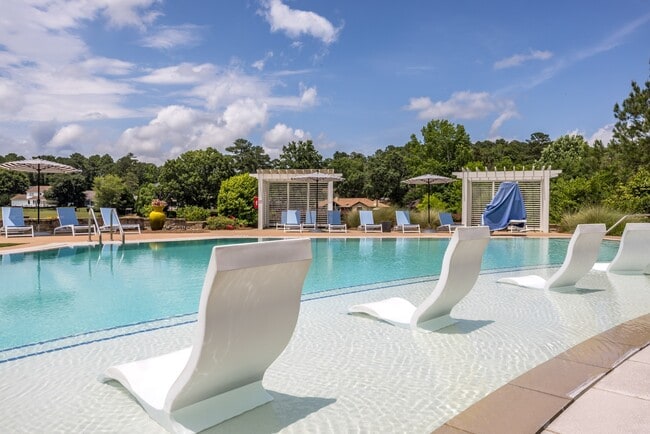 Lakeside Village Apartments - Lakeside Village Apartments