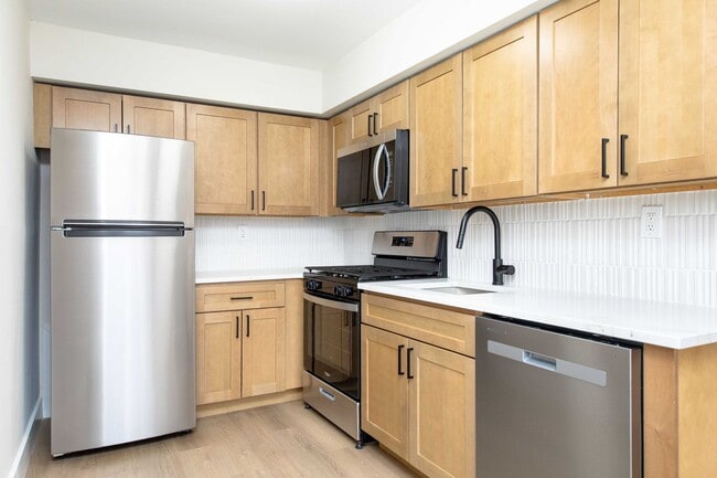 Photo - Park Crest Village