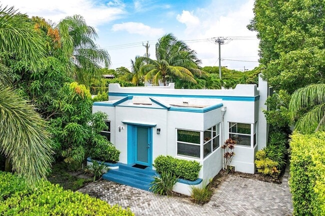 Photo - 414 NE 7th Ave