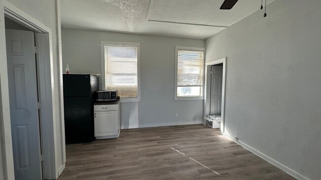 Photo - 904 Herbert Ave Unit 2