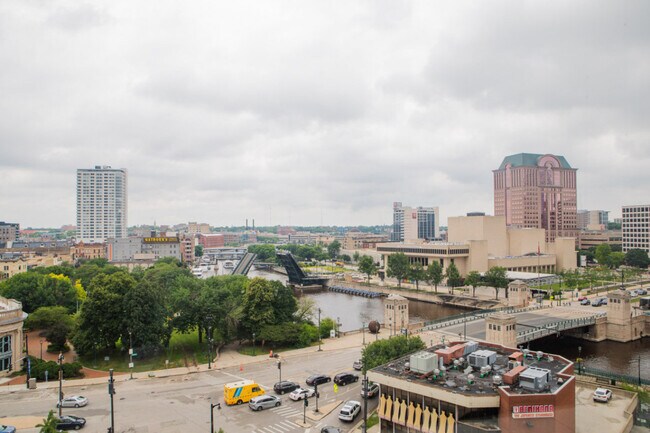 Photo - 823 N 2nd St Unit SI ID1379046P