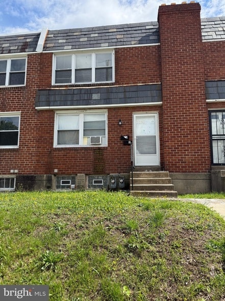 Building Photo - 7122 Clinton Rd