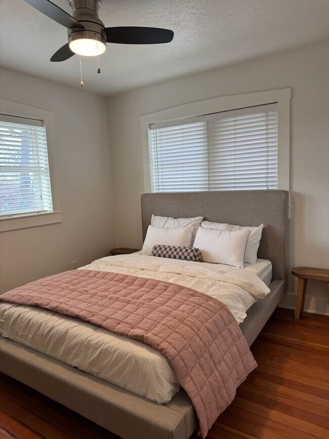 Photo - 3076 Melbourne St Unit ID1367399P