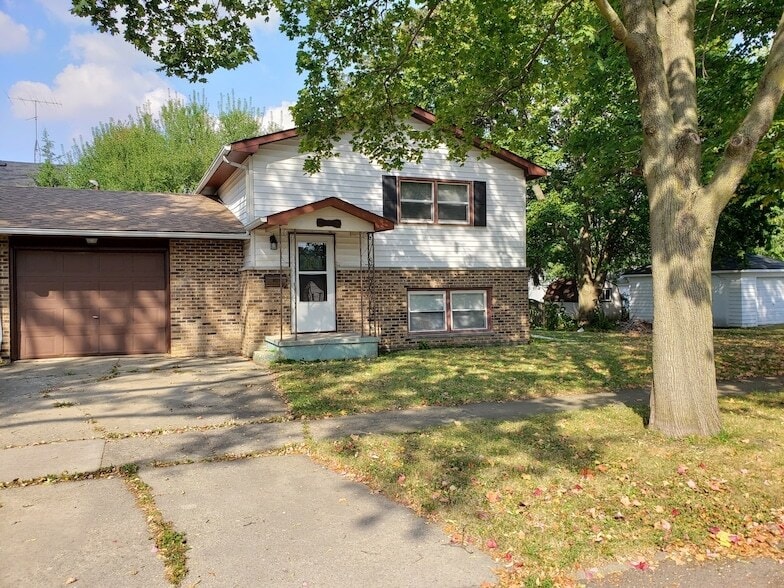 Photo - 1003 Prospect St