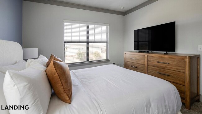 Photo - 4689 Mustang Pkwy Unit 5301