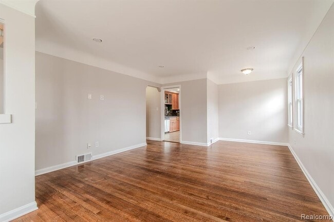 Photo - 20625 Elizabeth St