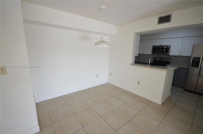 Photo - 15201 SW 80th St Unit 207