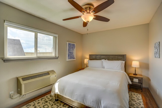 Photo - 407 S 94th Pl Unit ID1377409P