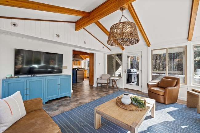 Photo - 24 Cape Woods Rd Unit SI FL3-ID1532205P