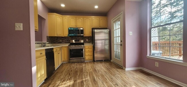 Photo - 3001 Cahill Ln