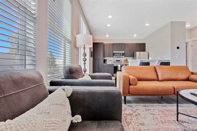 Photo - 17065 N Hounslow Wy Unit ID1250664P